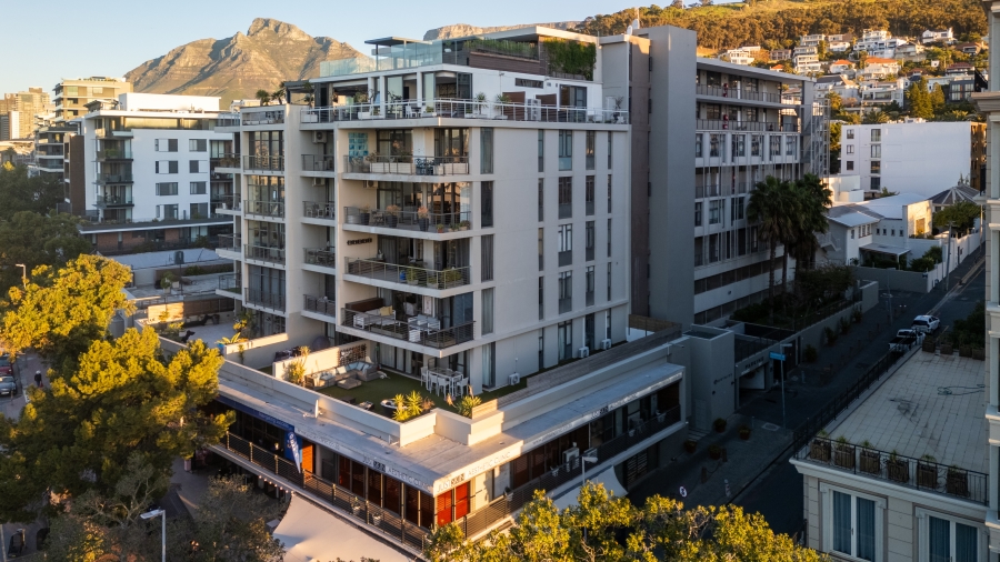 To Let 2 Bedroom Property for Rent in Green Point Western Cape